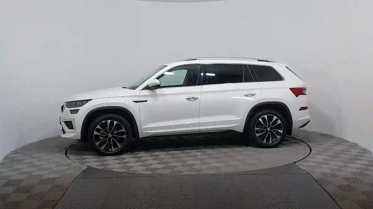 Skoda Kodiaq 2024 года за 14 990 000 тг. в Астана
