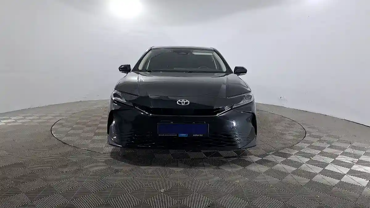 Toyota Camry 2024 года за 16 900 000 тг. в Павлодар