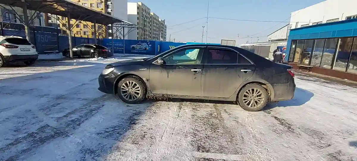 Toyota Camry 2015 года за 9 500 000 тг. в Алматы