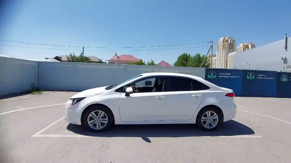 Toyota Corolla 2022 года за 8 900 000 тг. в Шымкент