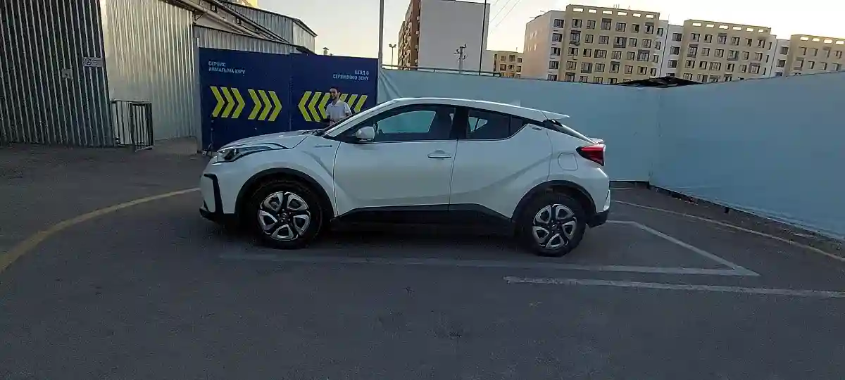 Toyota C-HR 2020 года за 11 000 000 тг. в Алматы