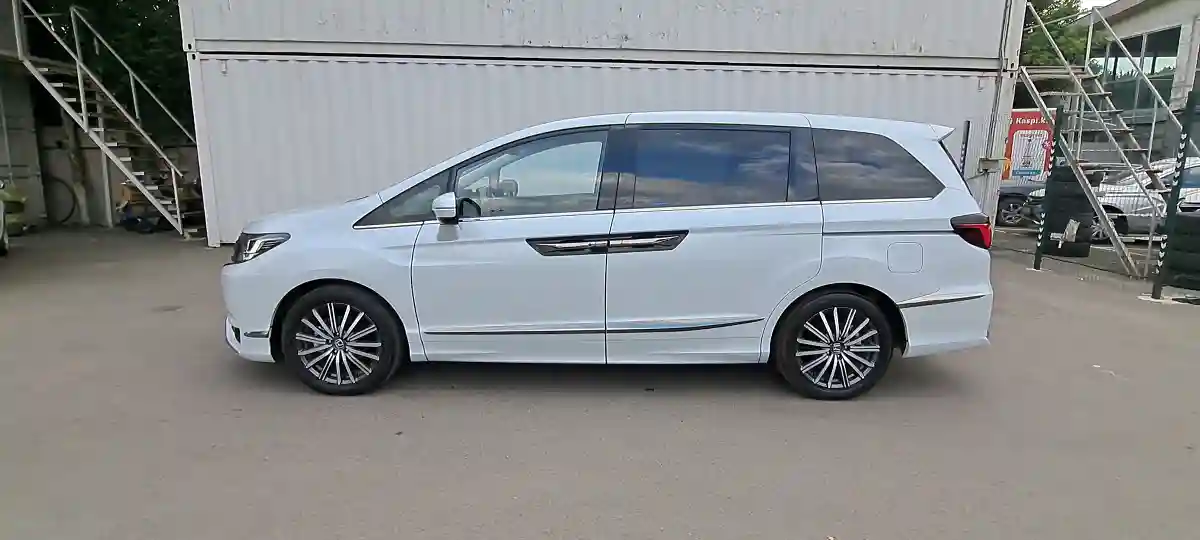 Honda Elysion 2024 года за 19 500 000 тг. в Алматы