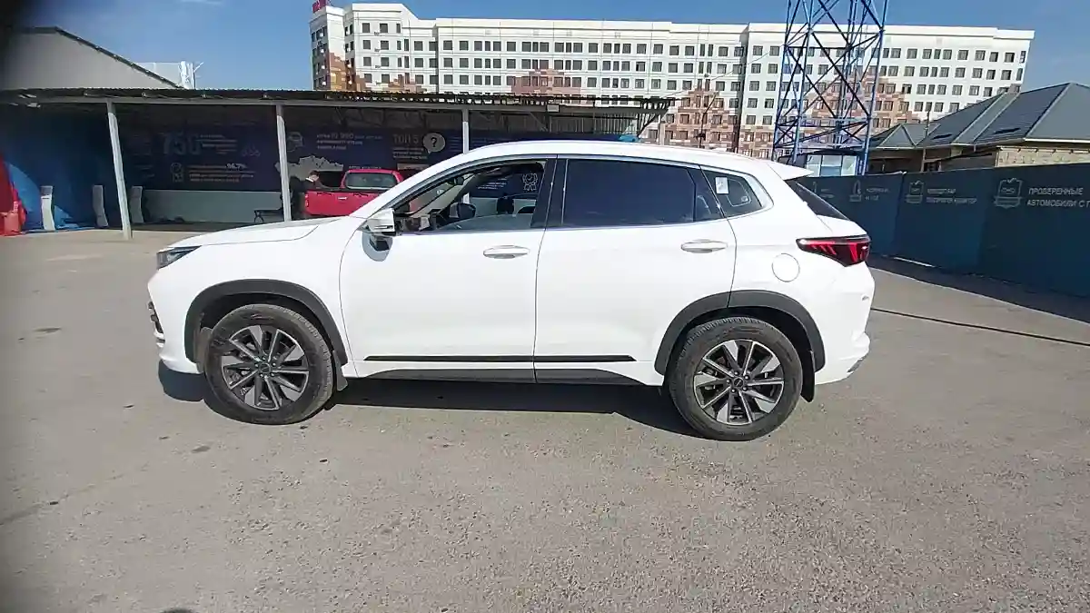 EXEED LX 2023 года за 10 000 000 тг. в Шымкент