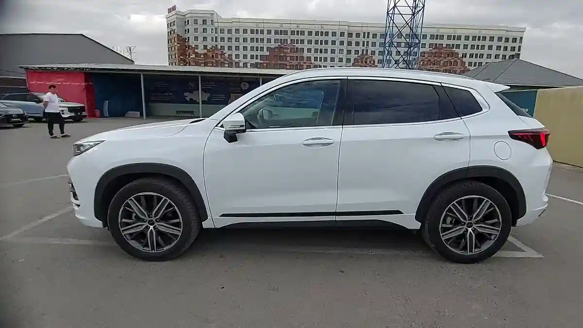 EXEED LX 2023 года за 10 800 000 тг. в Шымкент