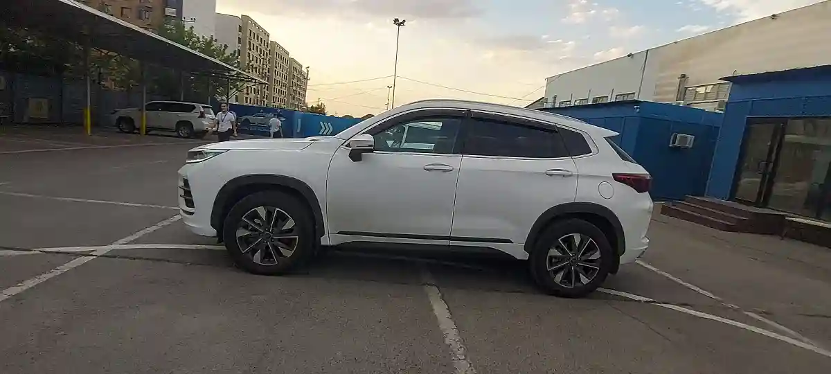 EXEED LX 2023 года за 9 000 000 тг. в Алматы