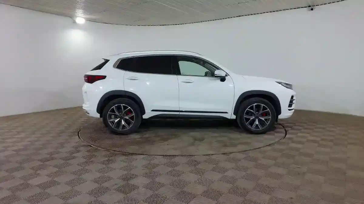 EXEED LX 2023 года за 9 990 000 тг. в Шымкент