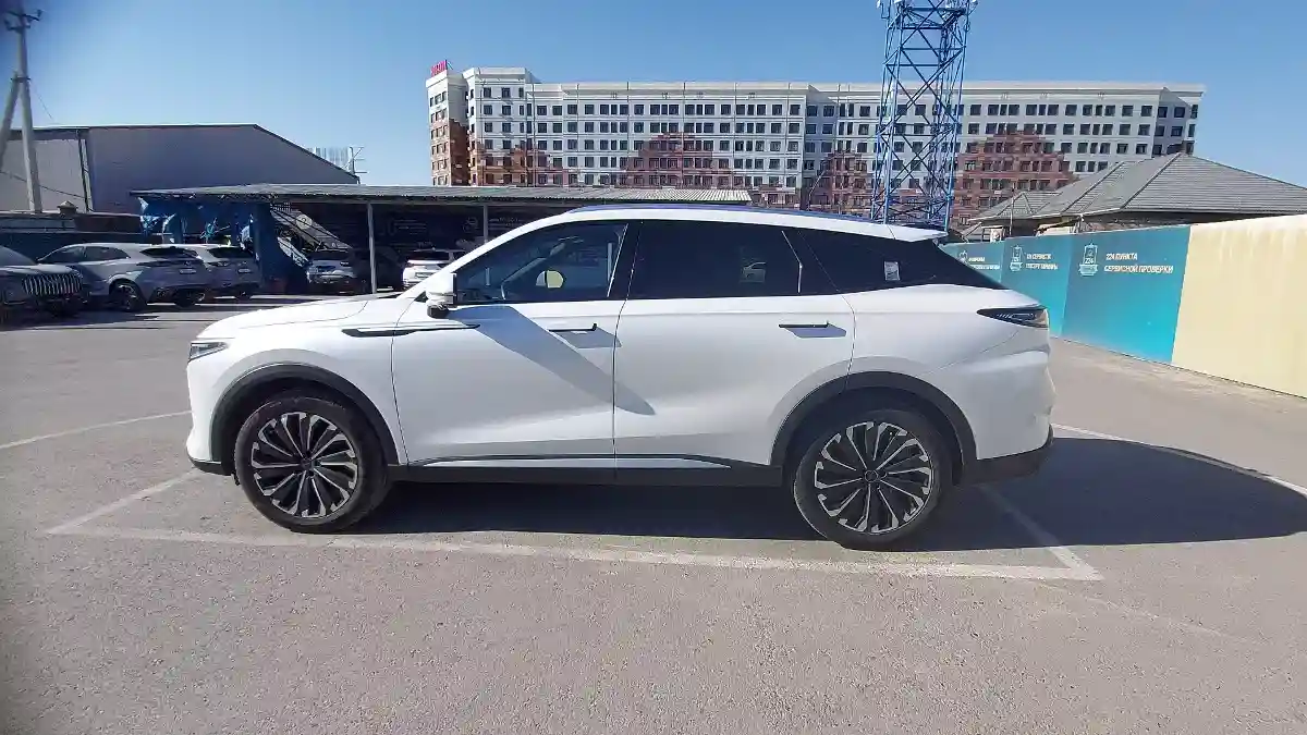 EXEED RX 2023 года за 18 000 000 тг. в Шымкент