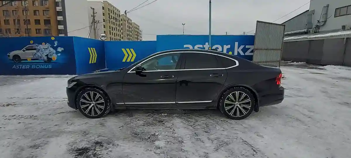 Volvo S90 2021 года за 18 500 000 тг. в Алматы