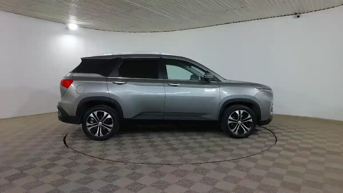 Chevrolet Captiva 2022 года за 8 990 000 тг. в Шымкент