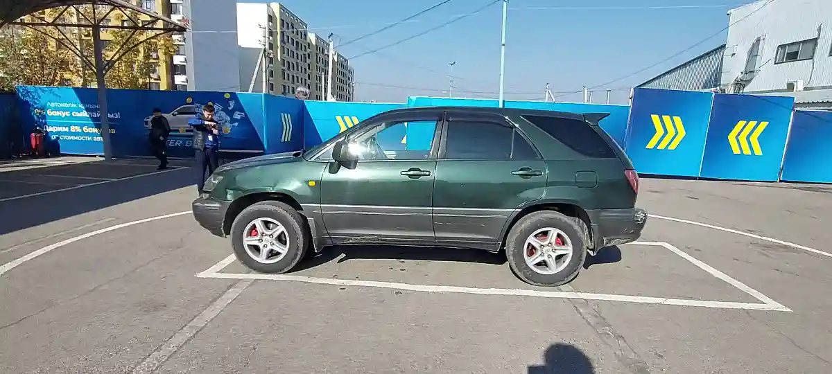 Toyota Harrier 2001 года за 5 000 000 тг. в Алматы