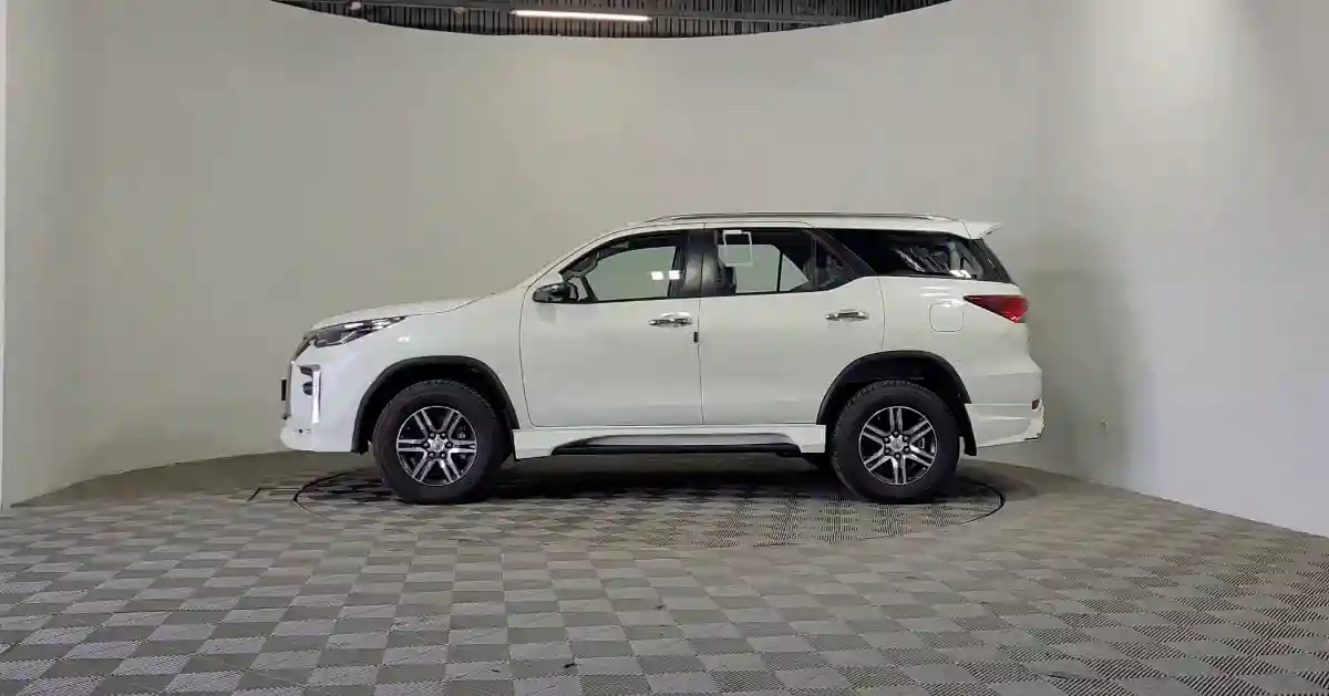 Toyota Fortuner 2022 года за 23 158 000 тг. в Алматы