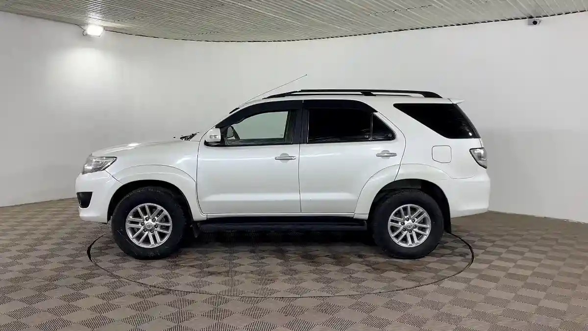 Toyota Fortuner 2013 года за 7 990 000 тг. в Шымкент