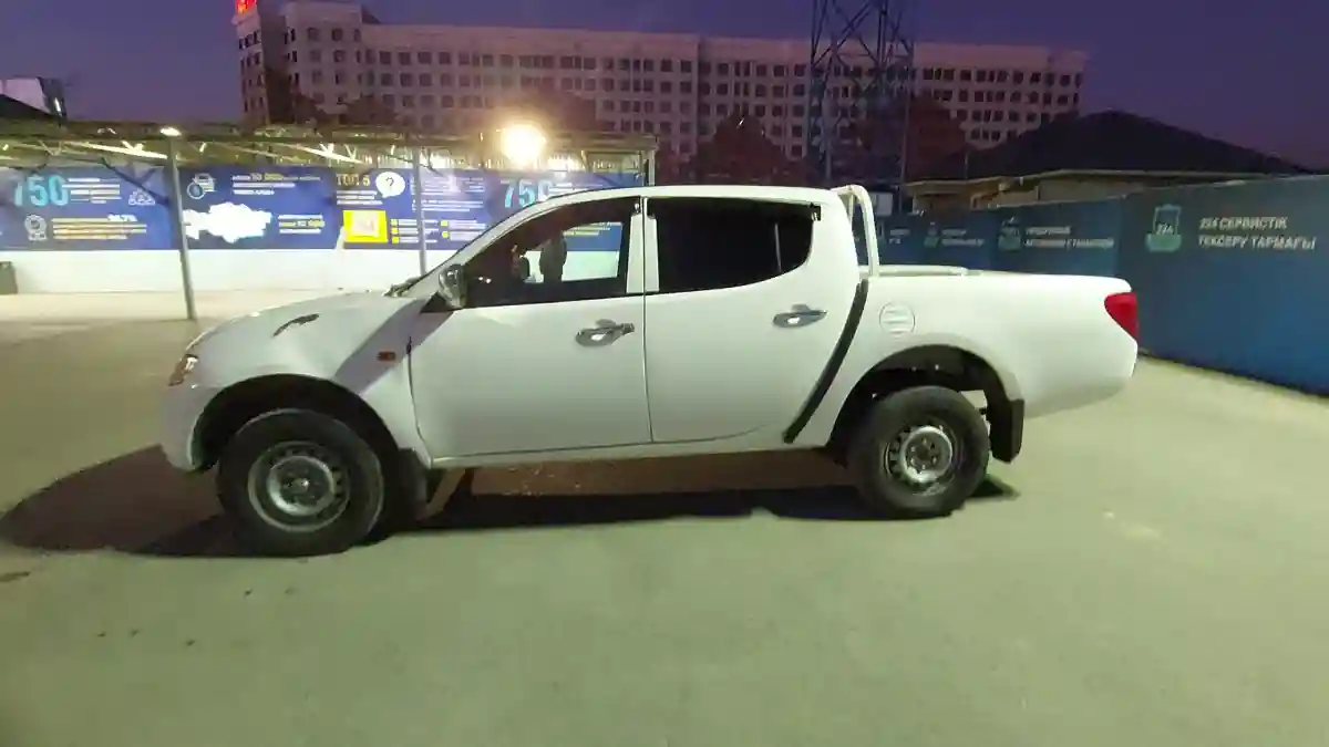 Mitsubishi L200 2008 года за 4 000 000 тг. в Шымкент