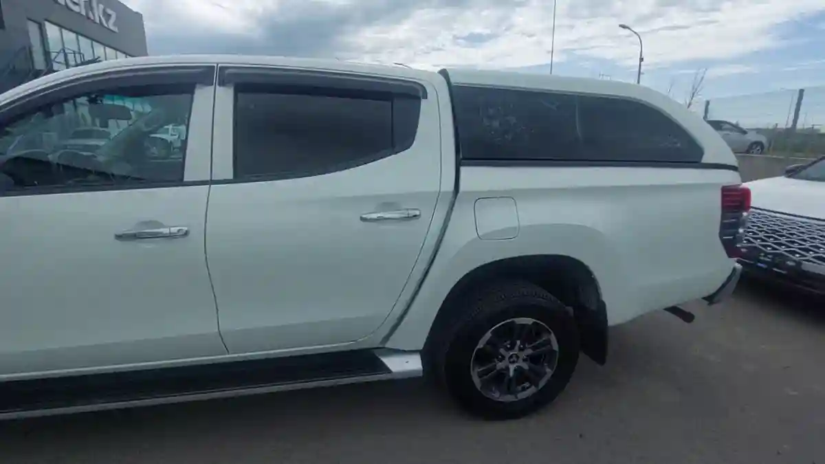 Mitsubishi L200 2022 года за 15 000 000 тг. в Астана