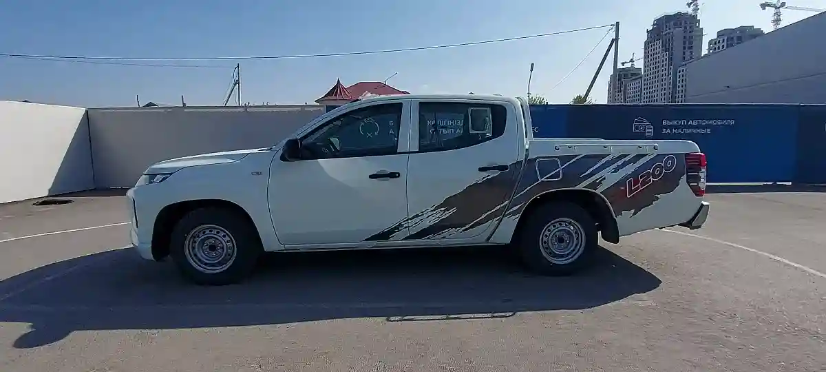 Mitsubishi L200 2022 года за 14 000 000 тг. в Шымкент