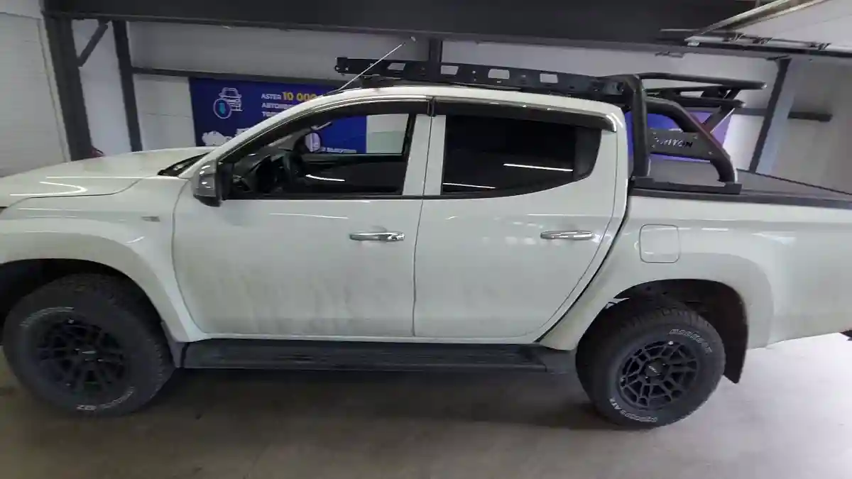 Mitsubishi L200 2023 года за 14 000 000 тг. в Астана