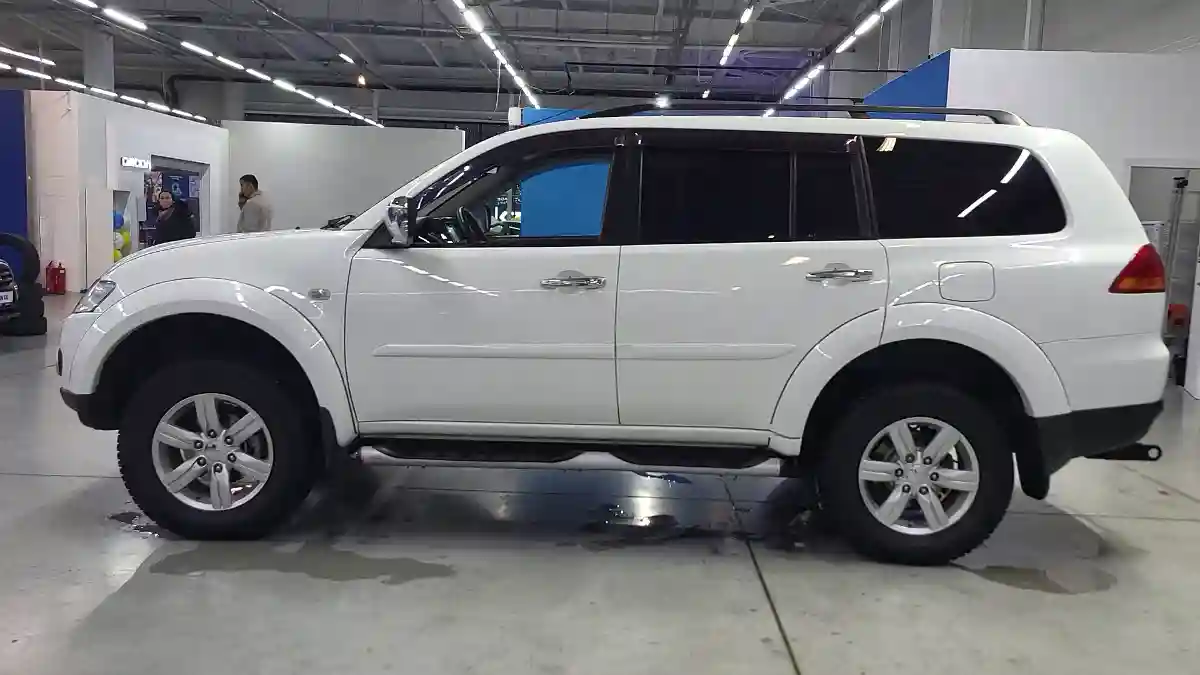 Mitsubishi Pajero Sport 2012 года за 9 400 000 тг. в Усть-Каменогорск