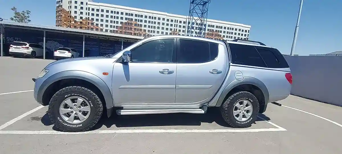 Mitsubishi L200 2008 года за 6 000 000 тг. в Шымкент