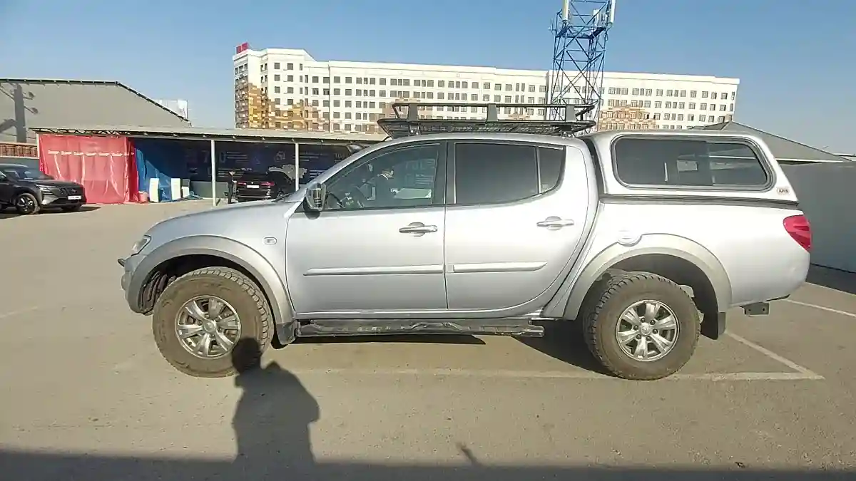 Mitsubishi L200 2012 года за 8 000 000 тг. в Шымкент