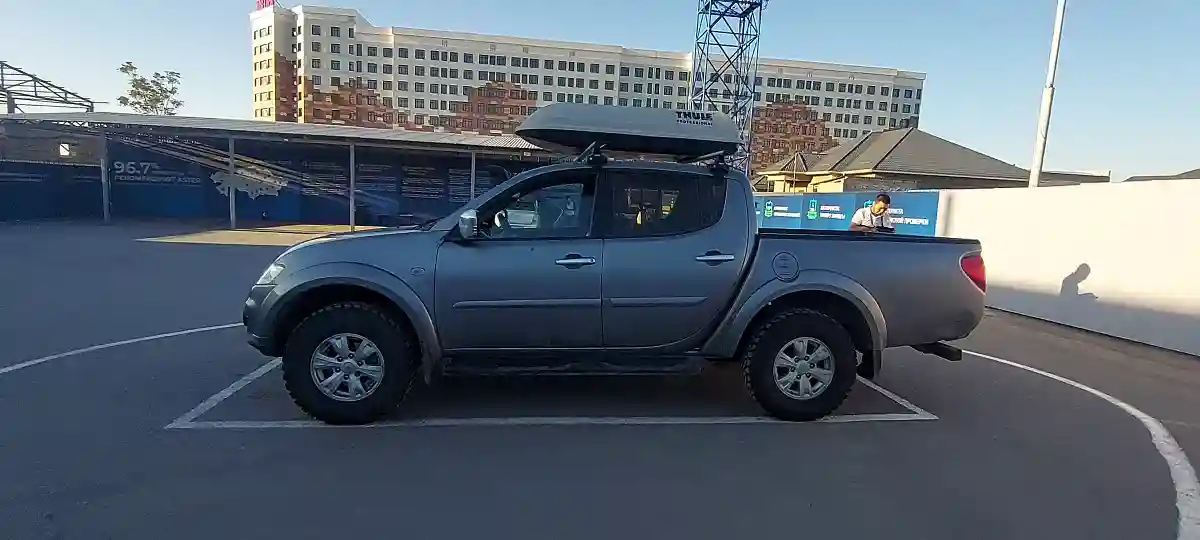 Mitsubishi L200 2014 года за 5 750 000 тг. в Шымкент