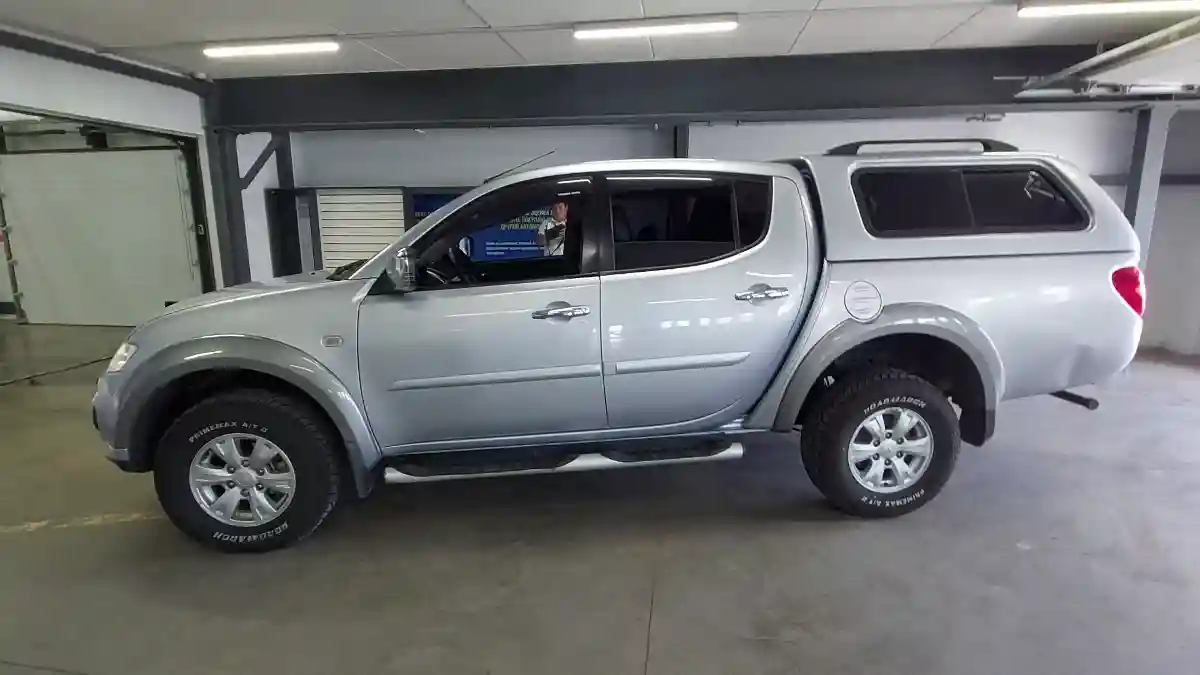 Mitsubishi L200 2013 года за 6 500 000 тг. в Астана
