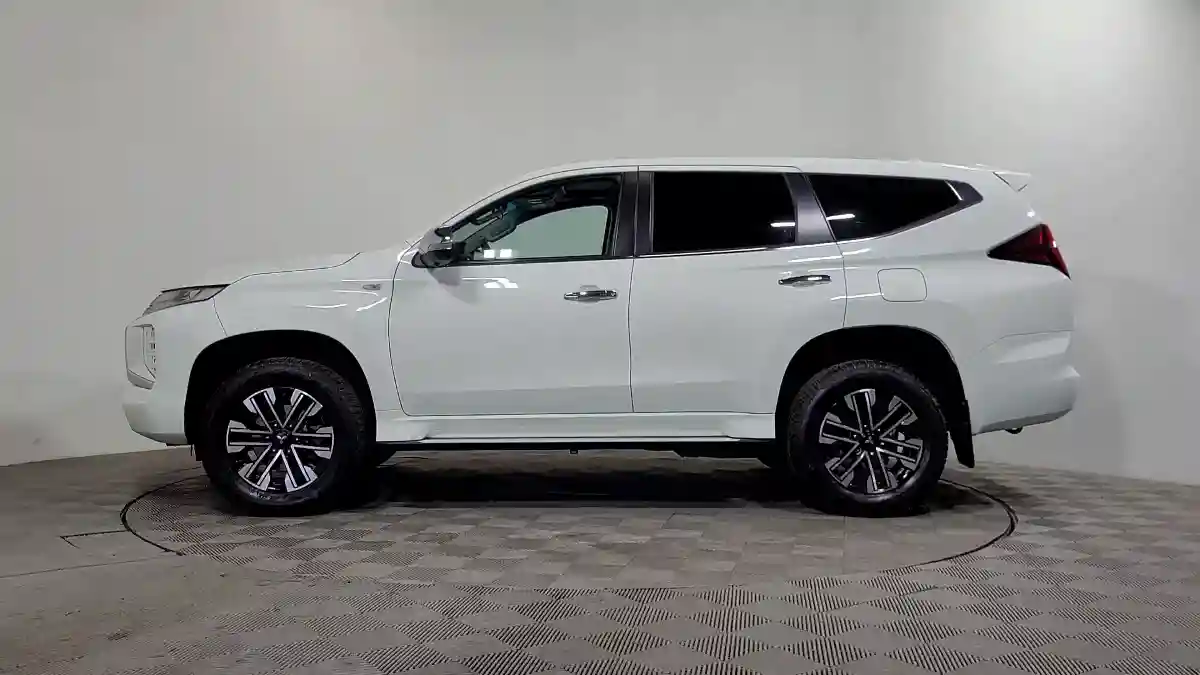 Mitsubishi Montero Sport 2022 года за 15 900 000 тг. в Алматы