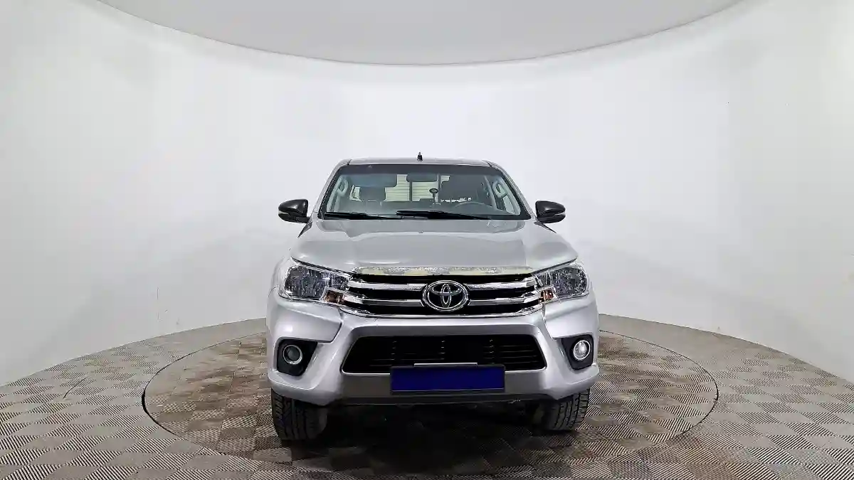Toyota Hilux 2019 года за 15 500 000 тг. в Астана