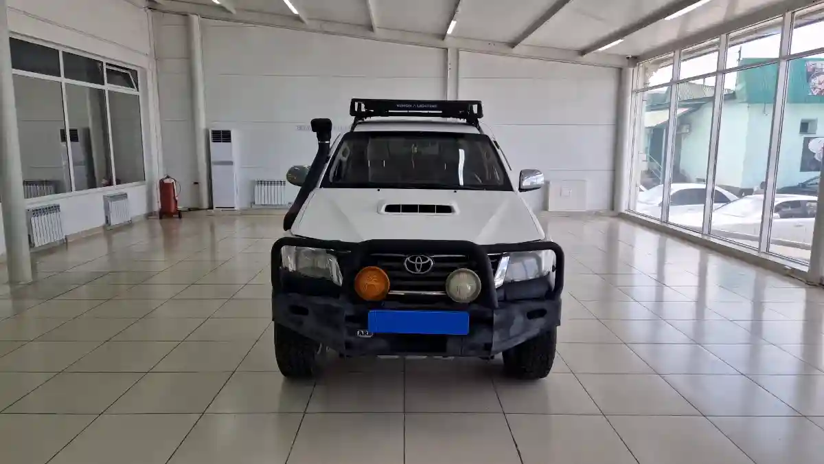 Toyota Hilux 2006 года за 7 700 000 тг. в Талдыкорган