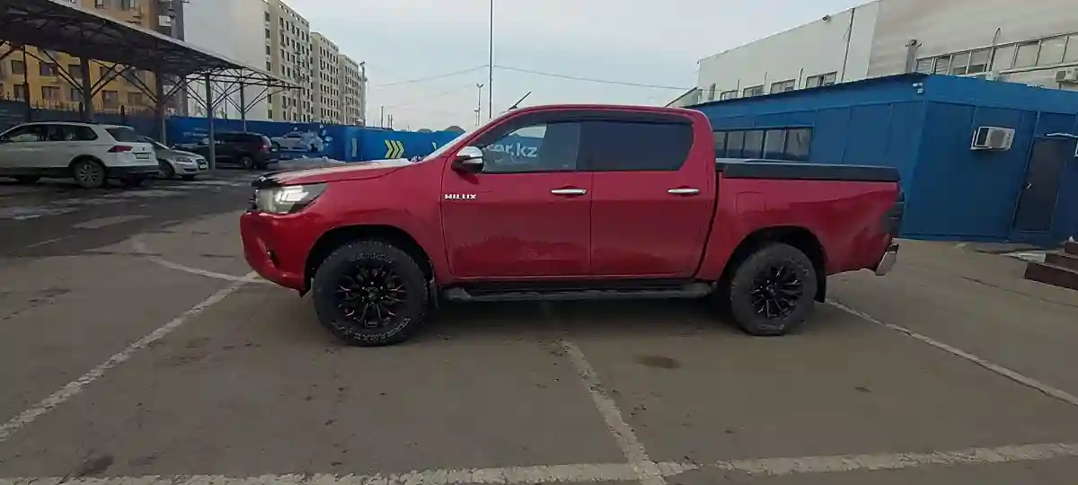 Toyota Hilux 2015 года за 15 500 000 тг. в Алматы