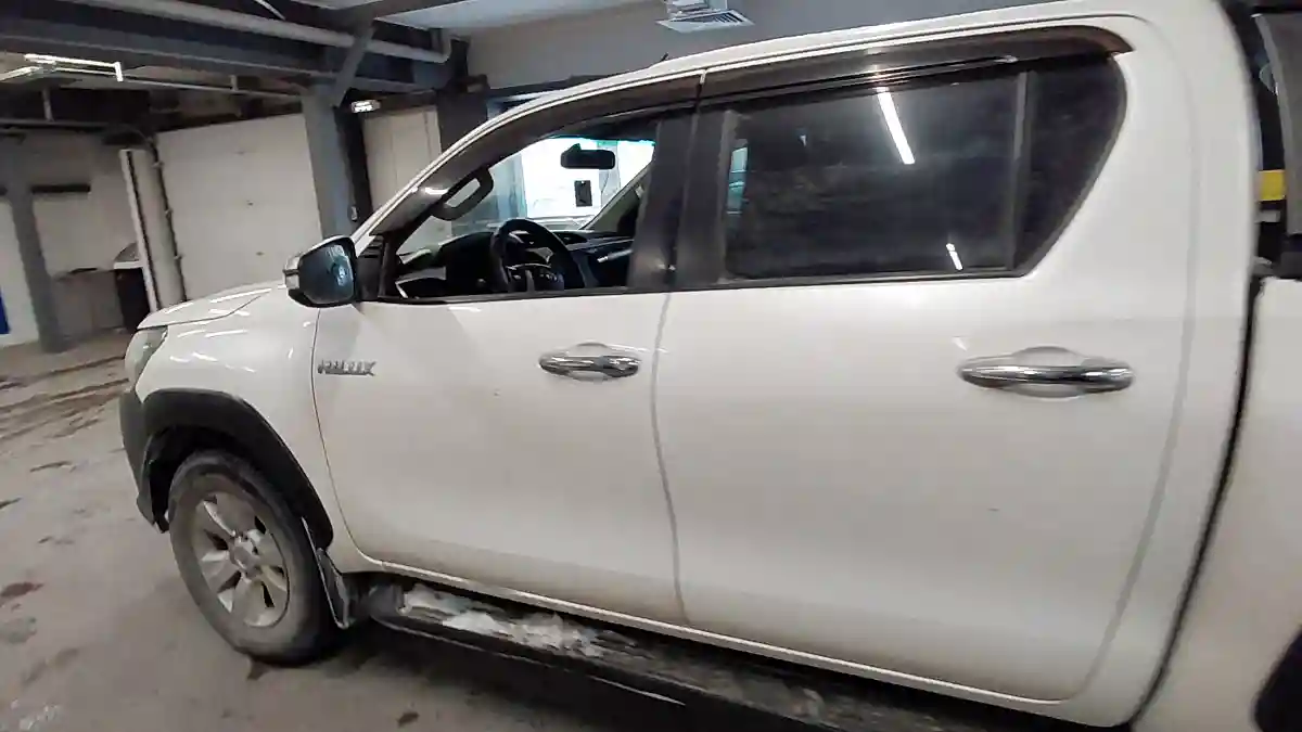 Toyota Hilux 2016 года за 18 000 000 тг. в Астана