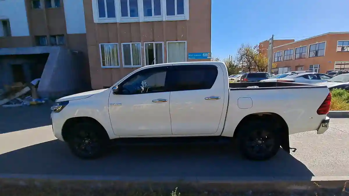 Toyota Hilux 2021 года за 15 000 000 тг. в Костанай