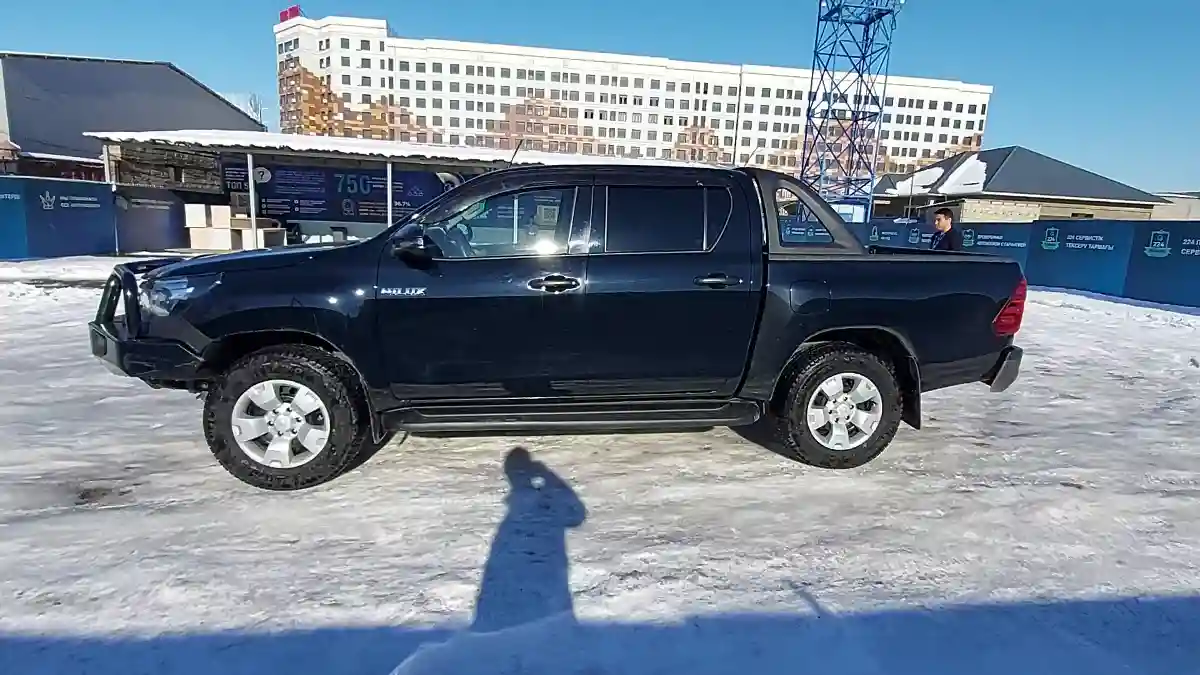 Toyota Hilux 2019 года за 16 000 000 тг. в Шымкент