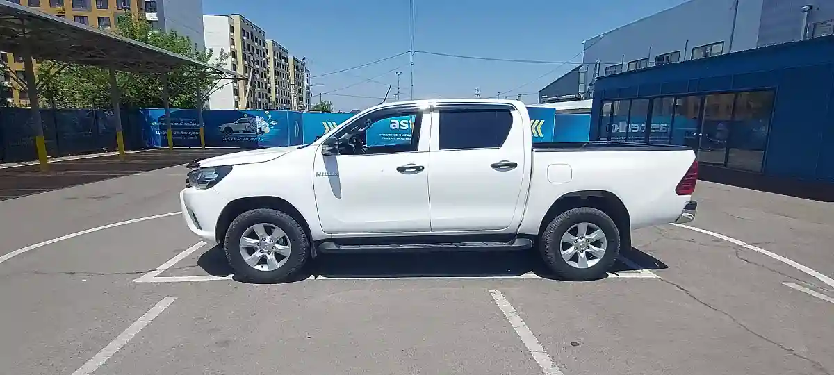 Toyota Hilux 2019 года за 17 500 000 тг. в Алматы