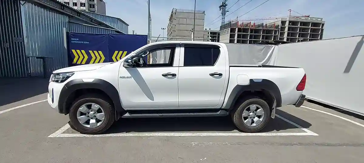 Toyota Hilux 2021 года за 23 000 000 тг. в Алматы