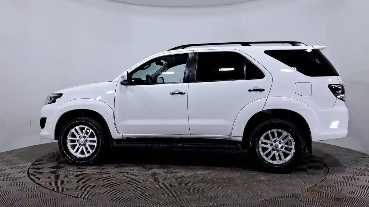 Toyota Fortuner 2014 года за 11 750 000 тг. в Астана