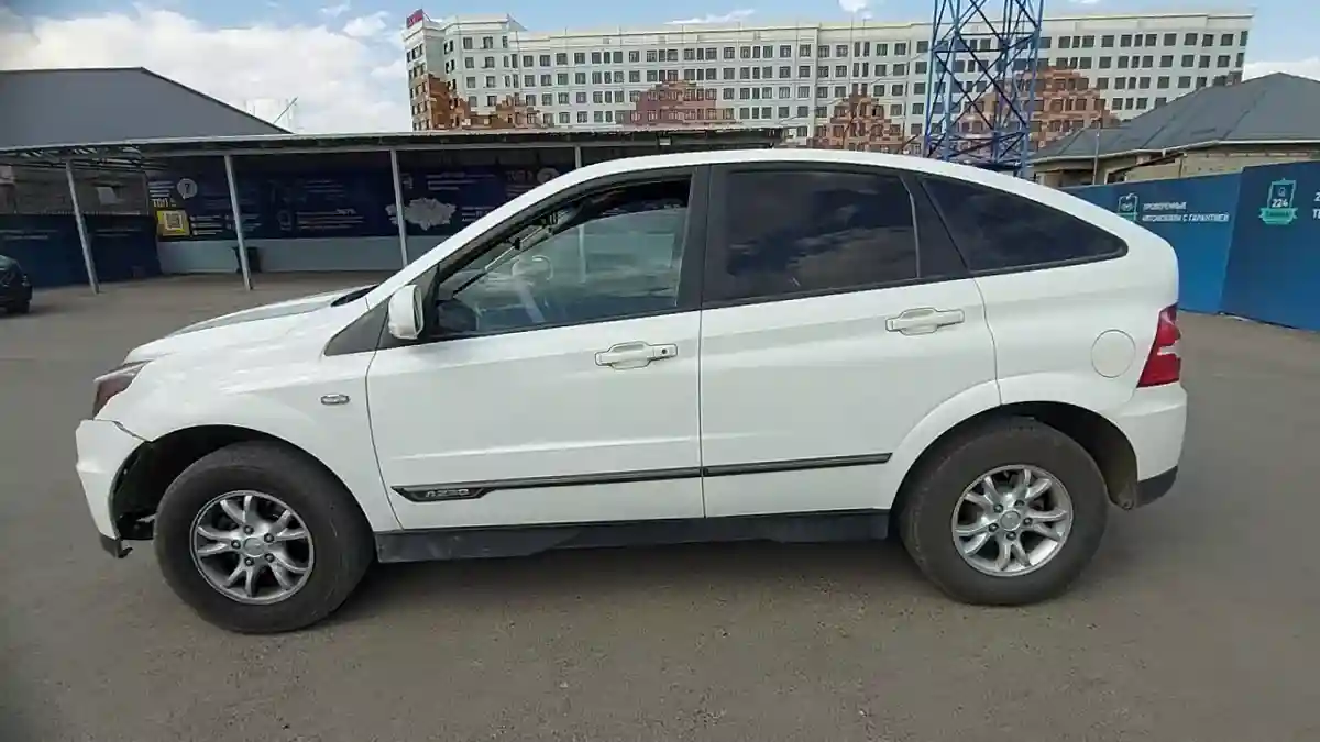 SsangYong Nomad 2014 года за 4 000 000 тг. в Шымкент