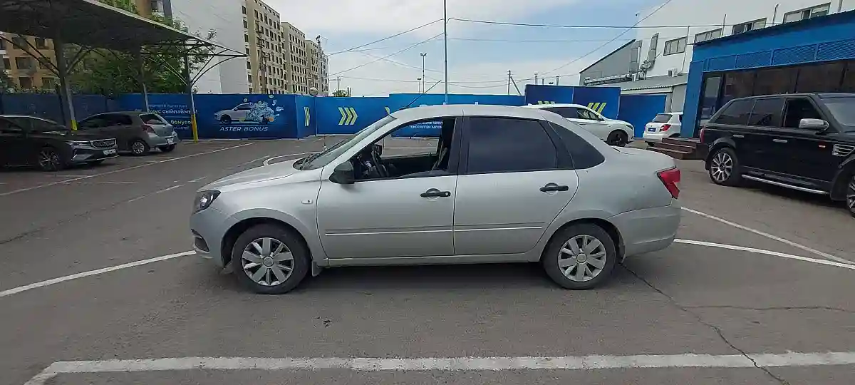 LADA (ВАЗ) Granta 2022 года за 3 000 000 тг. в Алматы