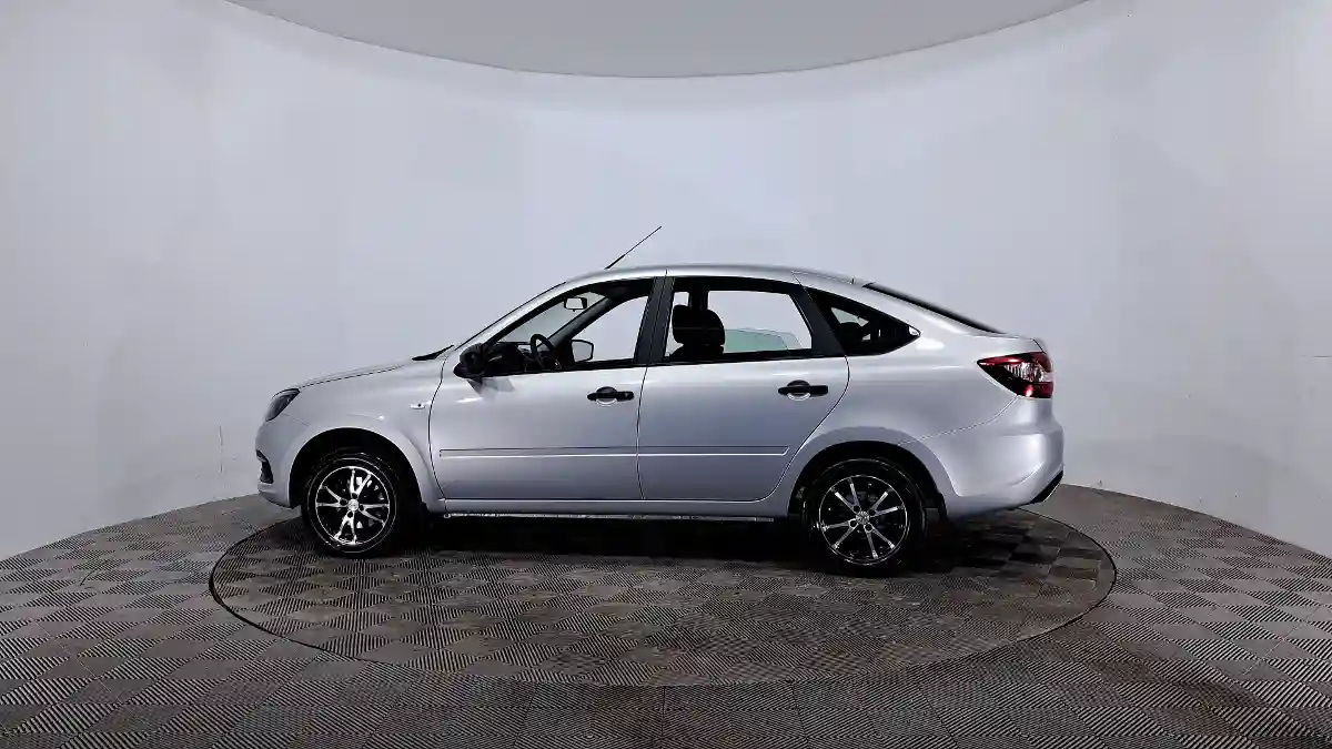 LADA (ВАЗ) Granta 2022 года за 4 790 000 тг. в Астана