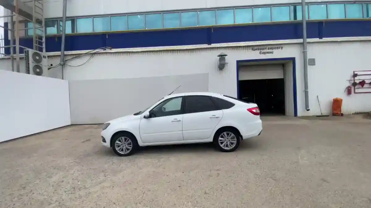 LADA (ВАЗ) Granta 2023 года за 4 900 000 тг. в Уральск