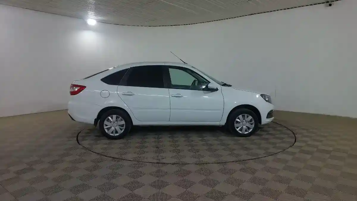 LADA (ВАЗ) Granta 2023 года за 4 790 000 тг. в Шымкент