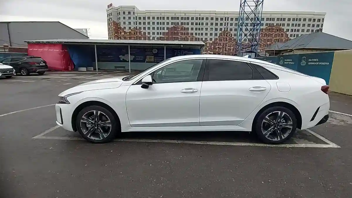 Kia K5 2025 года за 18 000 000 тг. в Шымкент