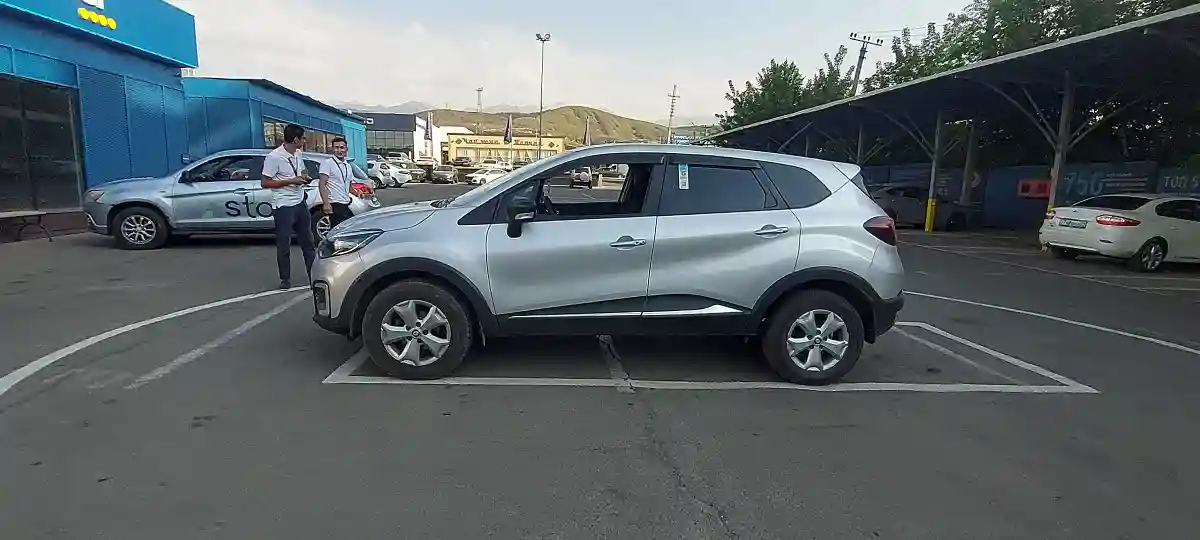 Renault Kaptur 2021 года за 7 000 000 тг. в Алматы