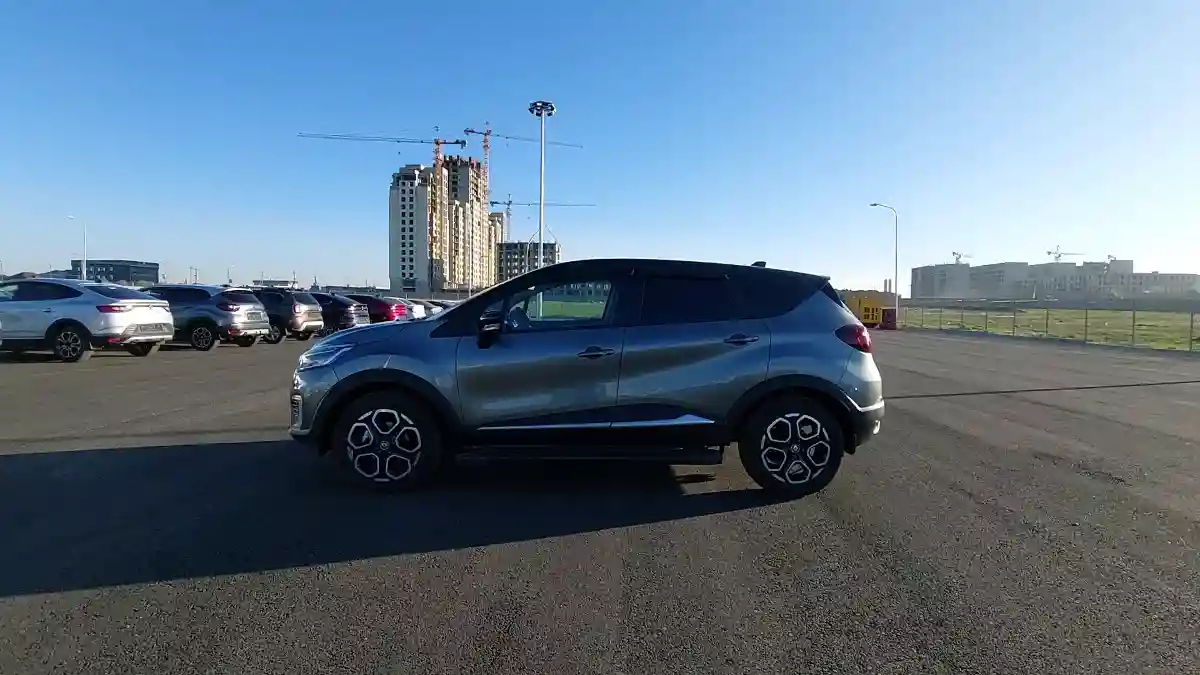 Renault Kaptur 2021 года за 10 126 000 тг. в Усть-Каменогорск