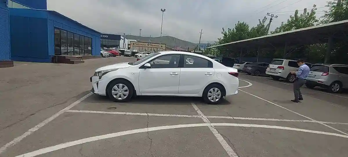 Kia Rio 2022 года за 8 700 000 тг. в Алматы