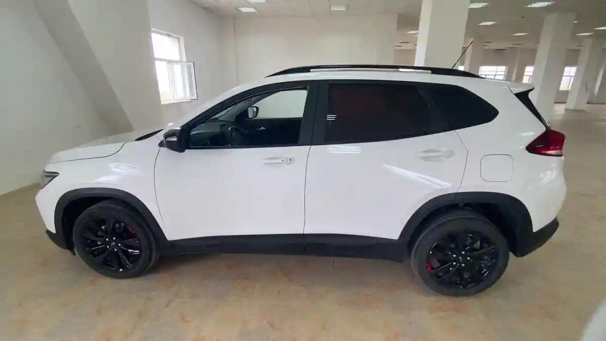 Chevrolet Tracker 2022 года за 7 890 000 тг. в Актобе