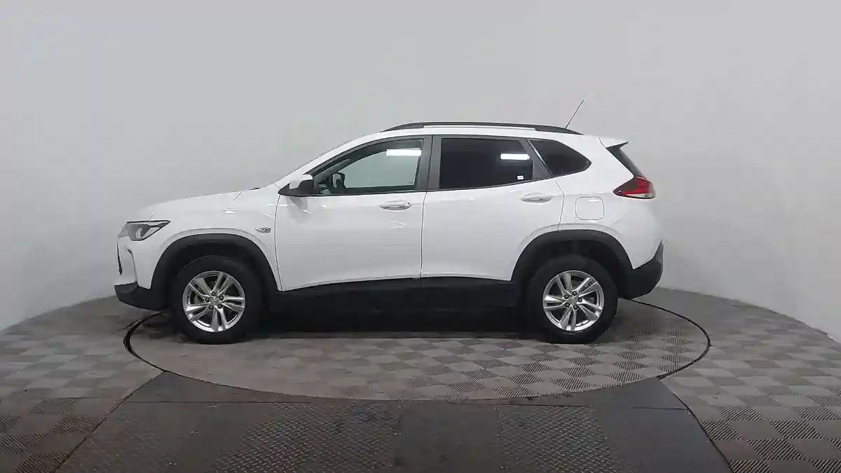 Chevrolet Tracker 2023 года за 6 990 000 тг. в Астана