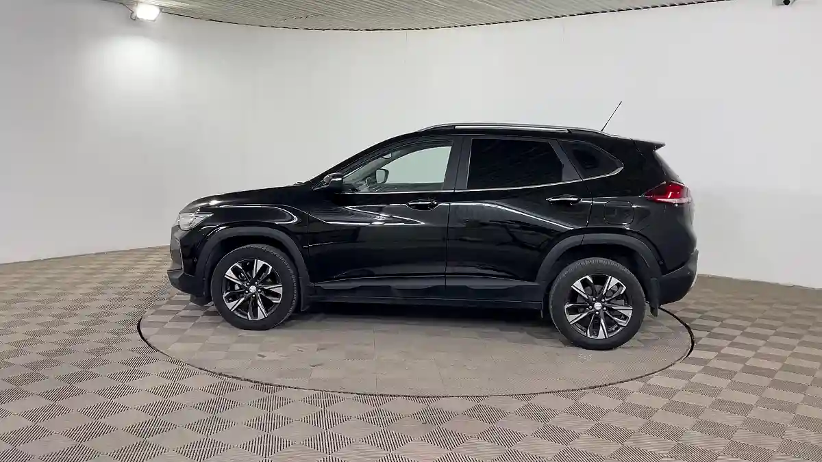 Chevrolet Tracker 2023 года за 7 990 000 тг. в Шымкент