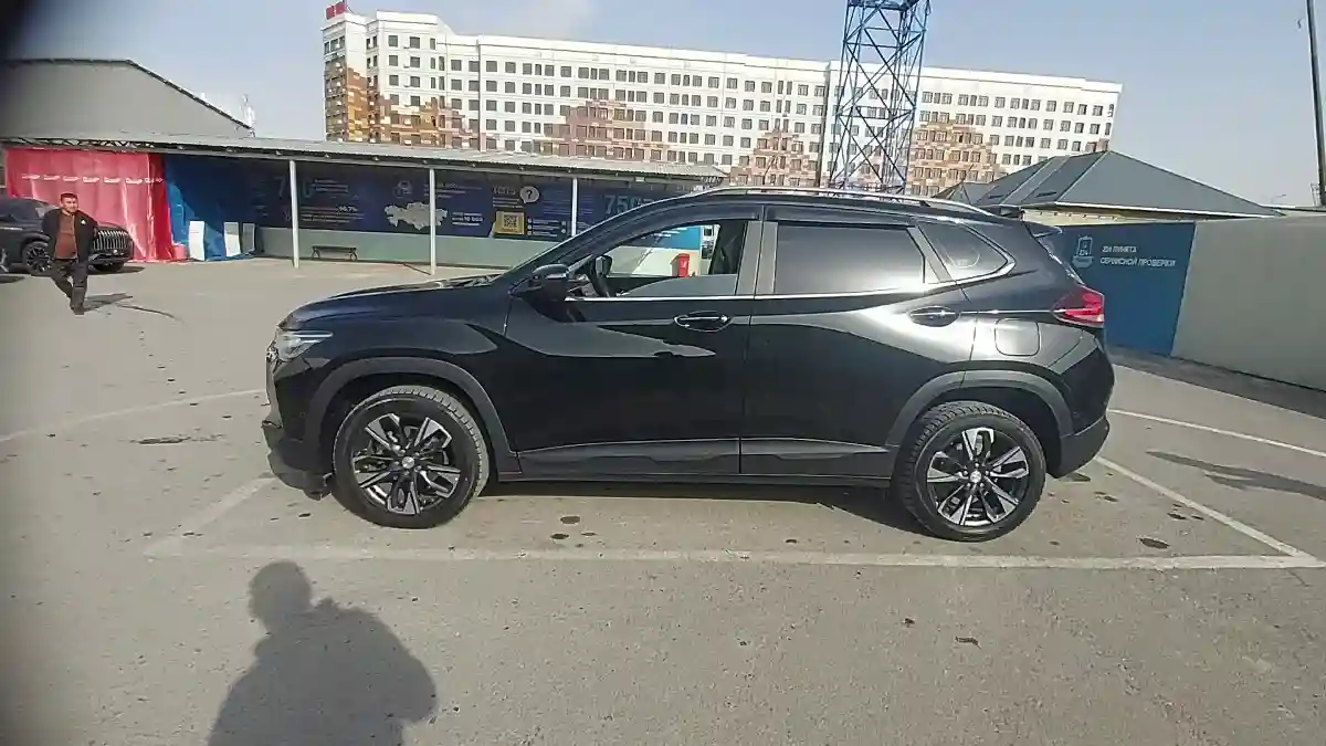 Chevrolet Tracker 2023 года за 7 500 000 тг. в Шымкент