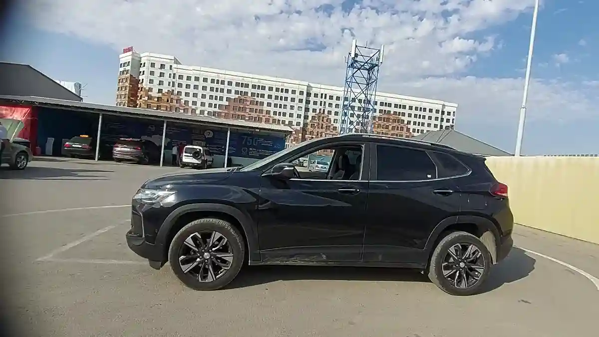 Chevrolet Tracker 2023 года за 9 000 000 тг. в Шымкент