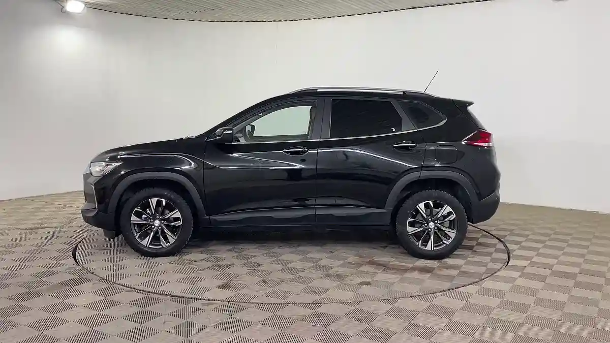 Chevrolet Tracker 2023 года за 8 370 000 тг. в Шымкент